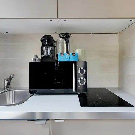 Charming Studio Boulevard Magenta Apartman